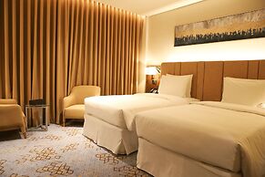 Midpoint Hotel