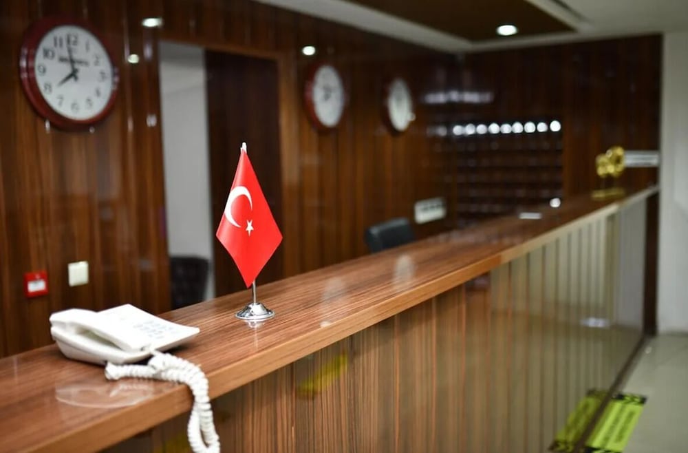 ROYAL MUT OTEL