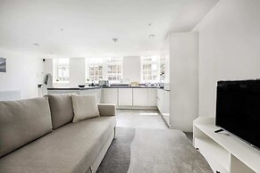 Modern 2bed Apartment-ground Floor-free Parking