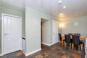 The Pitcairn Residence - 3 Bedroom House