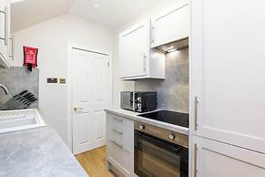 2bed House in Torry - Free Parking