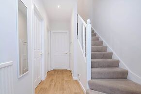 2bed House in Torry - Free Parking