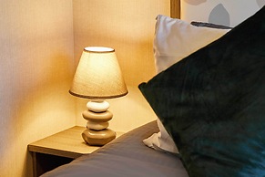 Host Stay 10th Avenue