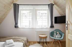 Highlander Holiday Home With a Fireplace, Zakopane