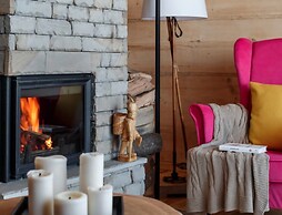 Comfortable Holiday Home in a Mountain Style