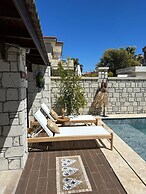 Detached House With Pool in Alacati
