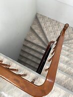 only fan guesthouse