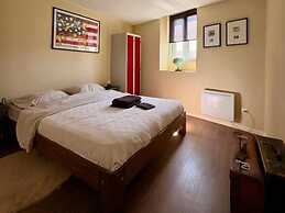 Chic Vintage Apartment in Spa