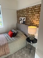 Bushey B&B