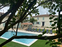 The Oasis Gardens, Beautiful House