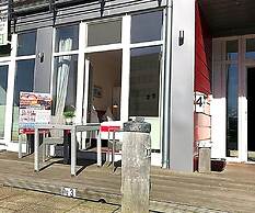 Coastal Apartment With Balcony