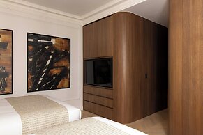 Luxury A/C Apt - 10p/4bdr - Arc de Triomphe