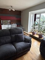 Charming Birmingham 3 Bedroom Apartment
