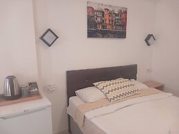 Hotel Efesian B&B City Center - Harbour