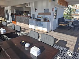 Hotel Efesian B&B City Center - Harbour