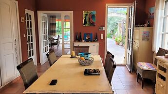 Villa Near Avignon With Separate Suites