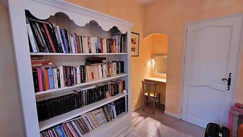 Villa Near Avignon With Separate Suites