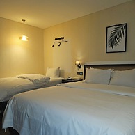 NINETH HOTEL