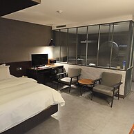 NINETH HOTEL