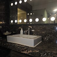 NINETH HOTEL