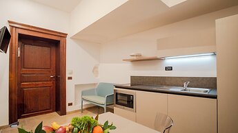 NASI'S APARTMENTS