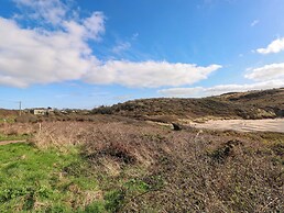 82 Manorbier Park