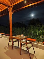 Arkaluna Resort And Adventure