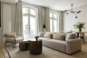 Luxurious Astorg Residence