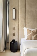 Luxurious Astorg Residence