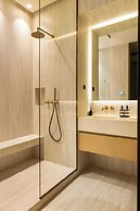 Luxurious Astorg Residence