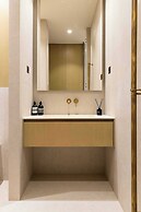 Luxurious Astorg Residence