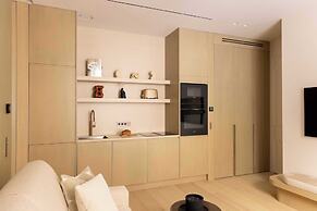 Luxurious Astorg Residence