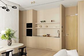 Luxurious Astorg Residence