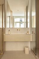 Luxurious Astorg Residence