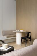 Luxurious Astorg Residence