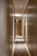 Luxurious Astorg Residence