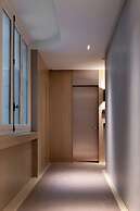 Luxurious Astorg Residence