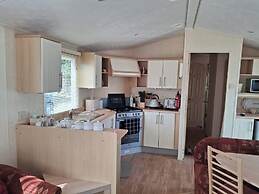 2bed-cabin Sleeps 4, Wifi, Free Parking, Sea Views