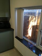 Treetops Apartment 3