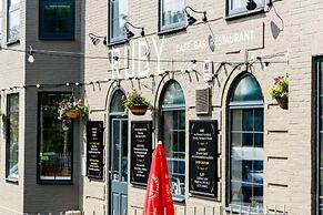 Ruby Pub and Hotel