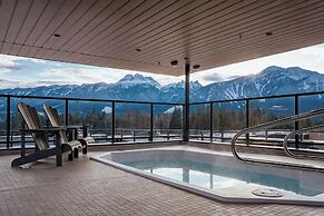 Powder and Par Penthouse
