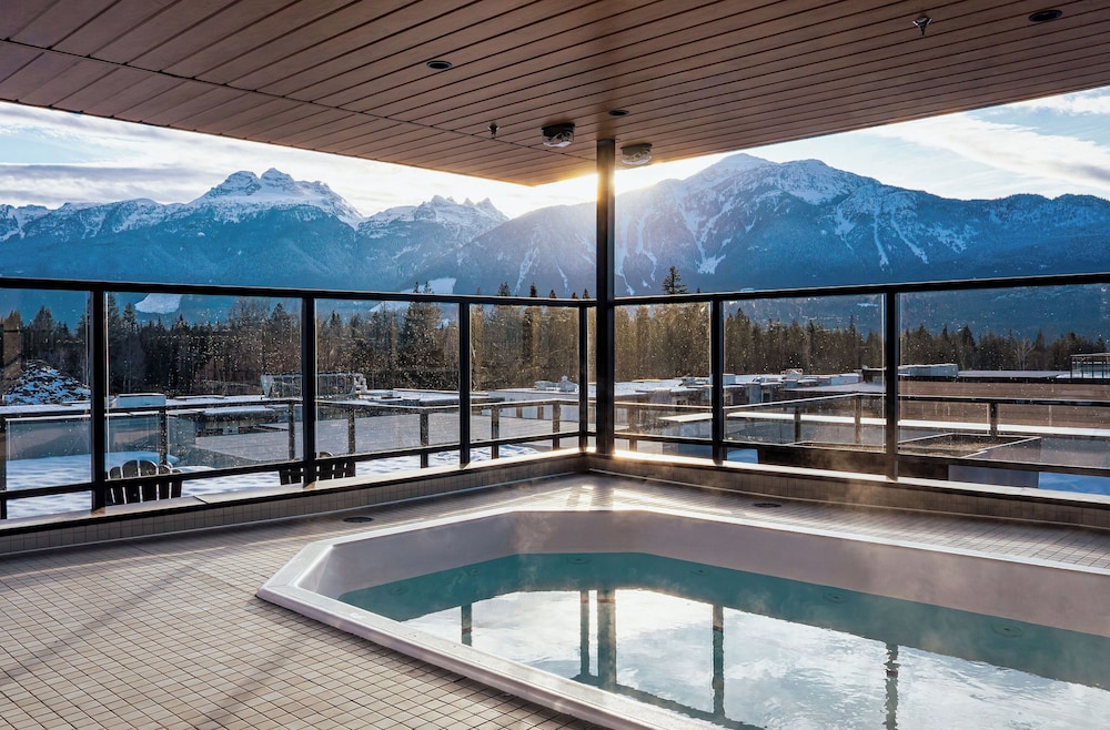 Powder and Par Penthouse