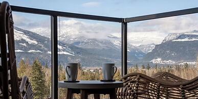 Powder and Par Penthouse
