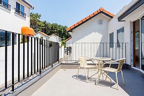 Gyeongju Awesomeway Pool Villa