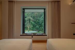 Emeishan XiaoshanQing Luxury Resort