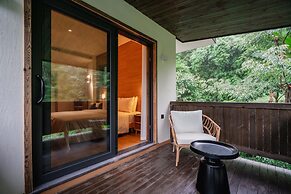 Emeishan XiaoshanQing Luxury Resort