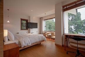 Emeishan XiaoshanQing Luxury Resort