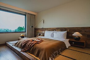 Emeishan XiaoshanQing Luxury Resort