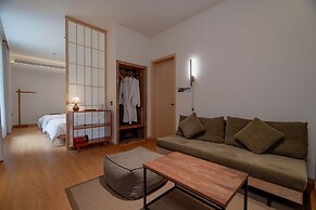 Emeishan XiaoshanQing Luxury Resort
