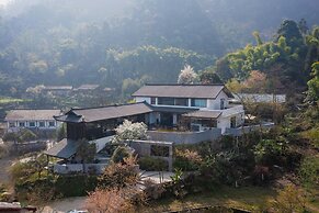 Emeishan XiaoshanQing Luxury Resort
